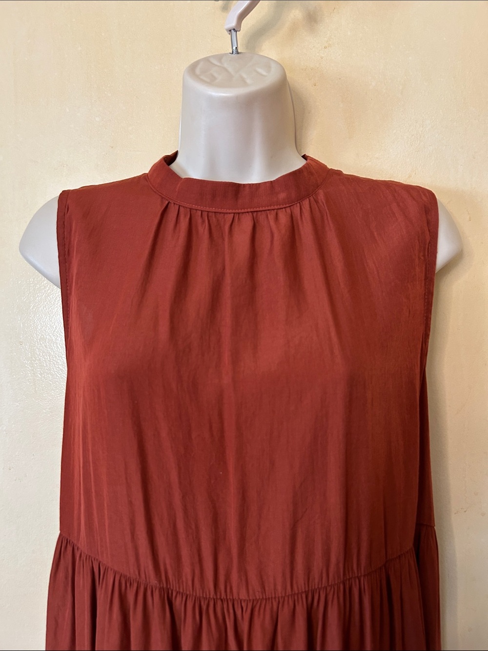 easel Sleeveless Rust Tiered Maxi Dress with Back Bow size M - Picture 3 of 12